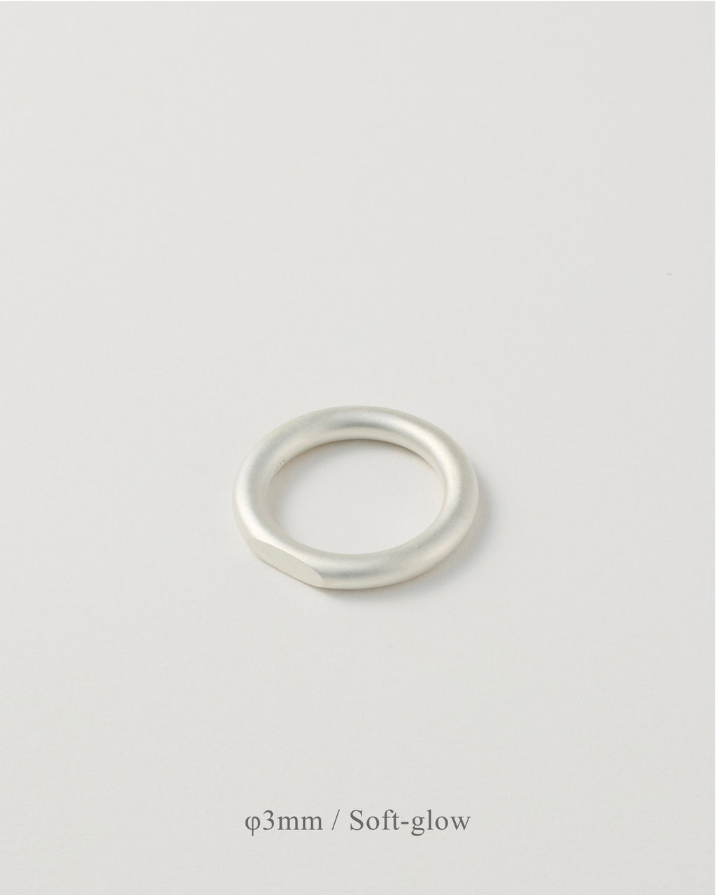 'Balanced' ring