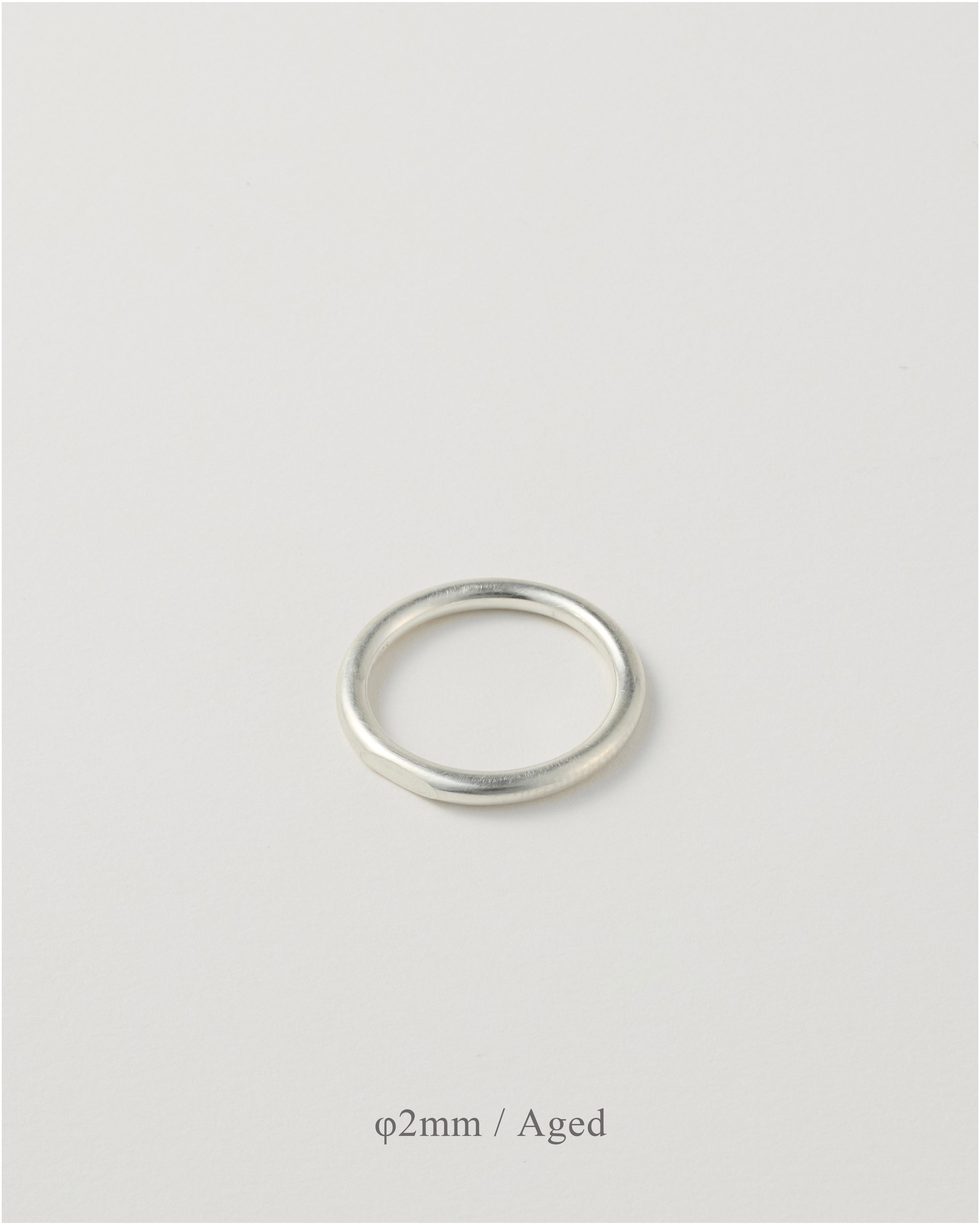 'Balanced' ring
