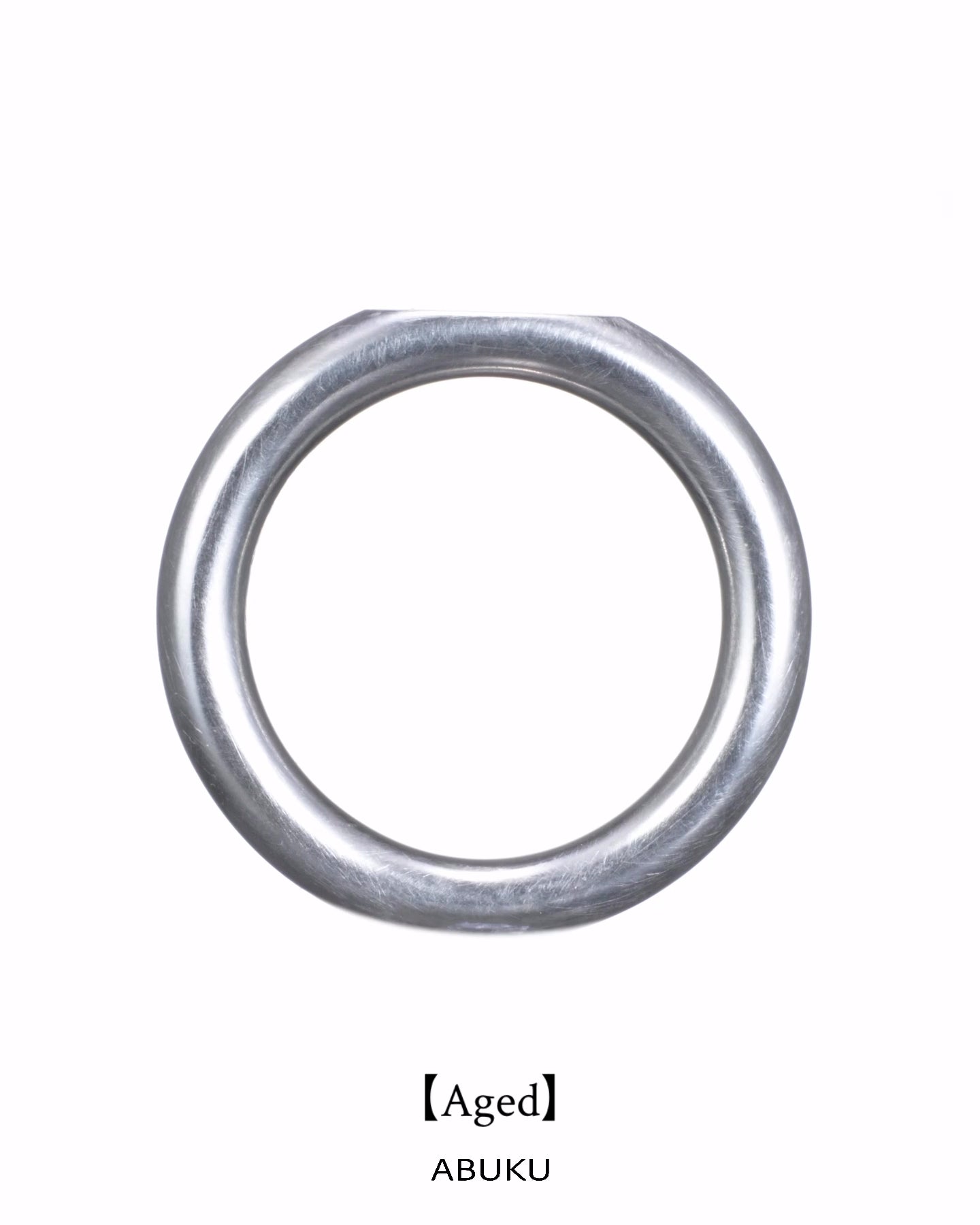 'Balanced' ring